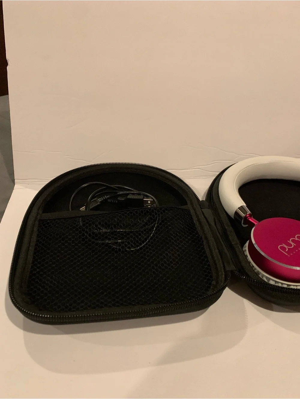 Puro Sound Labs BT2200 Kids Bluetooth Headphones Pink White w/ Case & Cable
